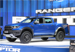 Ford Ranger Raptor loạn giá ở VN, 'bia kèm lạc' 150-200 triệu