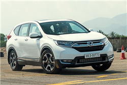 Honda CR-V tiếp tục tăng giá thêm 10 triệu ngay đầu năm